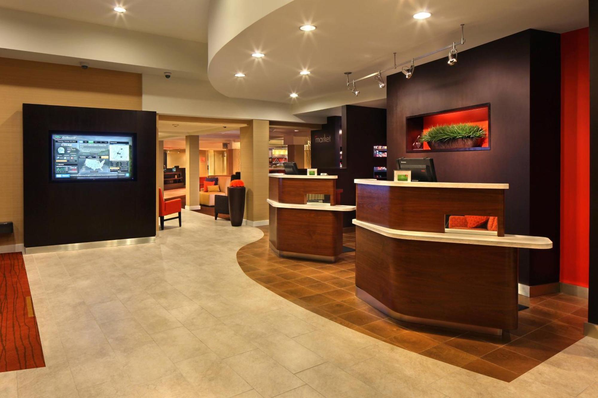 คอร์ทยาร์ด ครอมเวลล์ Hotel ภายนอก รูปภาพ